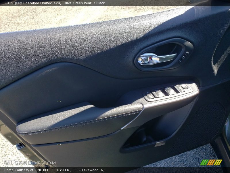 Olive Green Pearl / Black 2019 Jeep Cherokee Limited 4x4