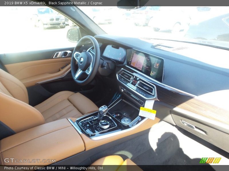 Black Sapphire Metallic / Cognac 2019 BMW X5 xDrive40i