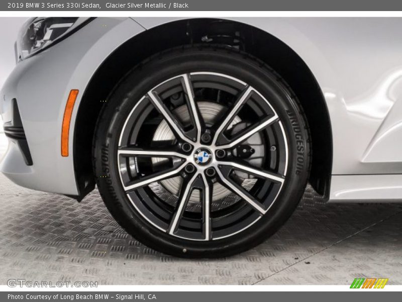 Glacier Silver Metallic / Black 2019 BMW 3 Series 330i Sedan