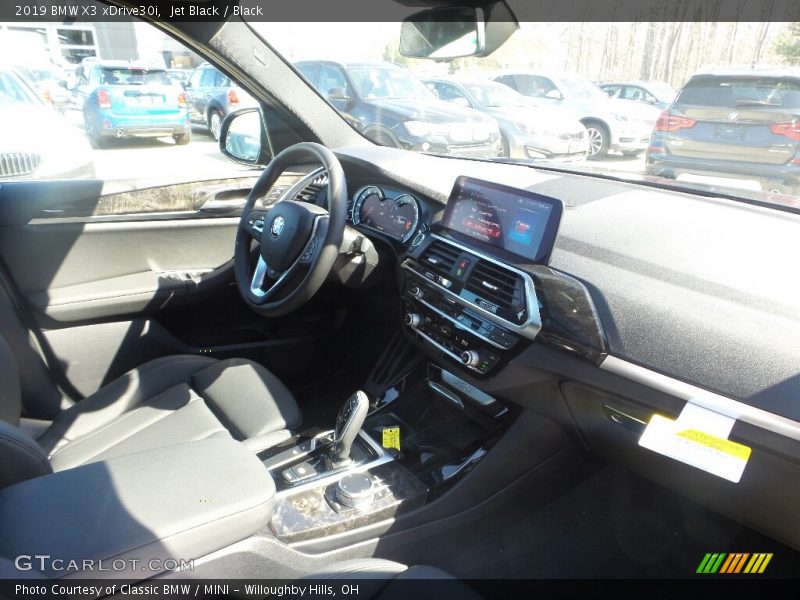 Jet Black / Black 2019 BMW X3 xDrive30i