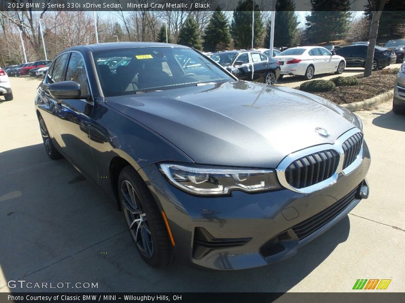 Mineral Gray Metallic / Black 2019 BMW 3 Series 330i xDrive Sedan