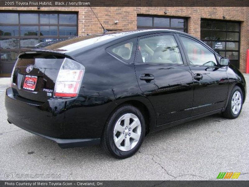 Black / Ivory/Brown 2005 Toyota Prius Hybrid