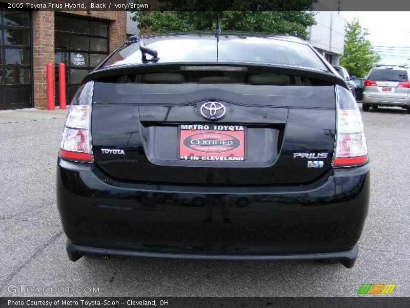 Black / Ivory/Brown 2005 Toyota Prius Hybrid