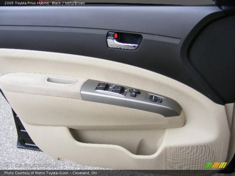 Black / Ivory/Brown 2005 Toyota Prius Hybrid