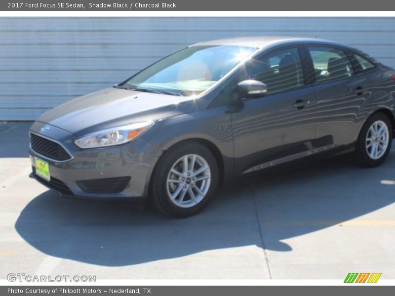 Shadow Black / Charcoal Black 2017 Ford Focus SE Sedan
