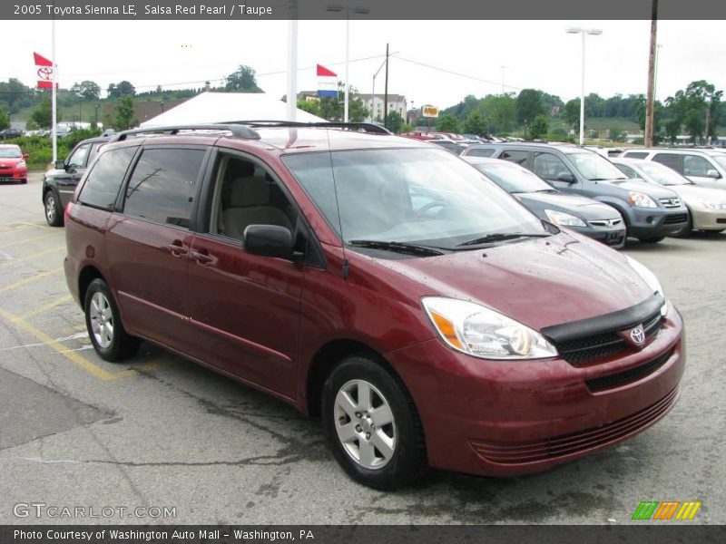 Salsa Red Pearl / Taupe 2005 Toyota Sienna LE