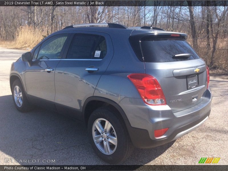 Satin Steel Metallic / Jet Black 2019 Chevrolet Trax LT AWD
