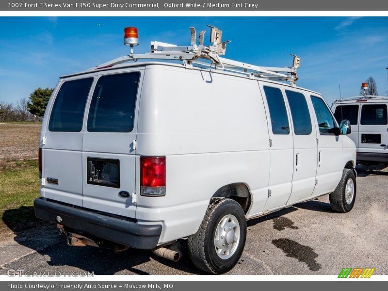 Oxford White / Medium Flint Grey 2007 Ford E Series Van E350 Super Duty Commercial