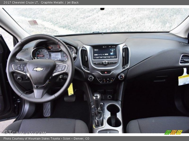 Graphite Metallic / Jet Black 2017 Chevrolet Cruze LT