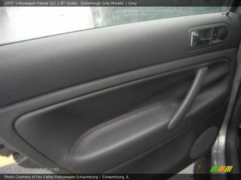 Stonehenge Grey Metallic / Grey 2005 Volkswagen Passat GLS 1.8T Sedan