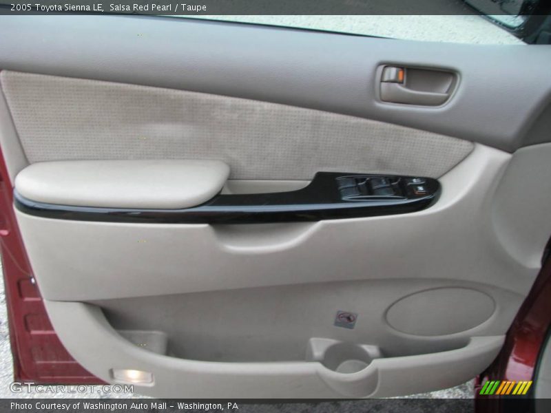 Salsa Red Pearl / Taupe 2005 Toyota Sienna LE