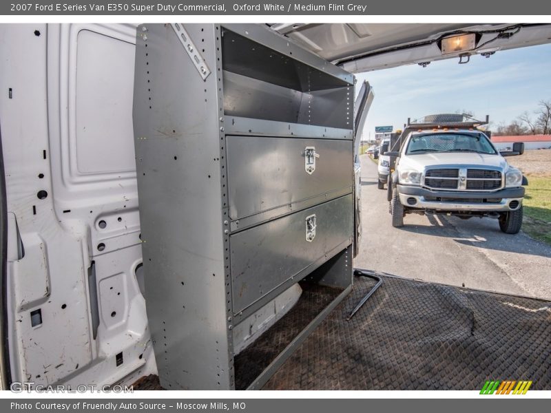 Oxford White / Medium Flint Grey 2007 Ford E Series Van E350 Super Duty Commercial