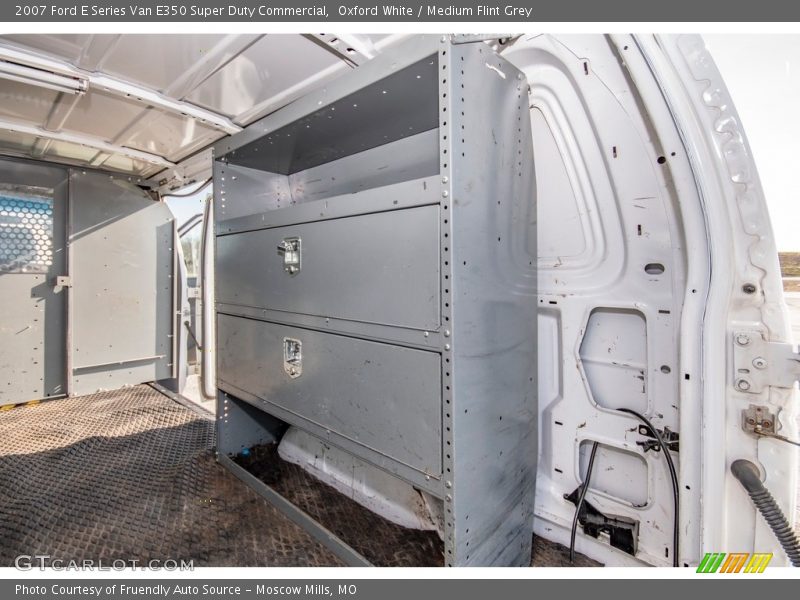 Oxford White / Medium Flint Grey 2007 Ford E Series Van E350 Super Duty Commercial