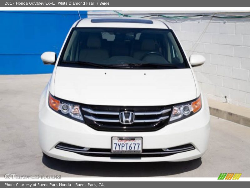 White Diamond Pearl / Beige 2017 Honda Odyssey EX-L