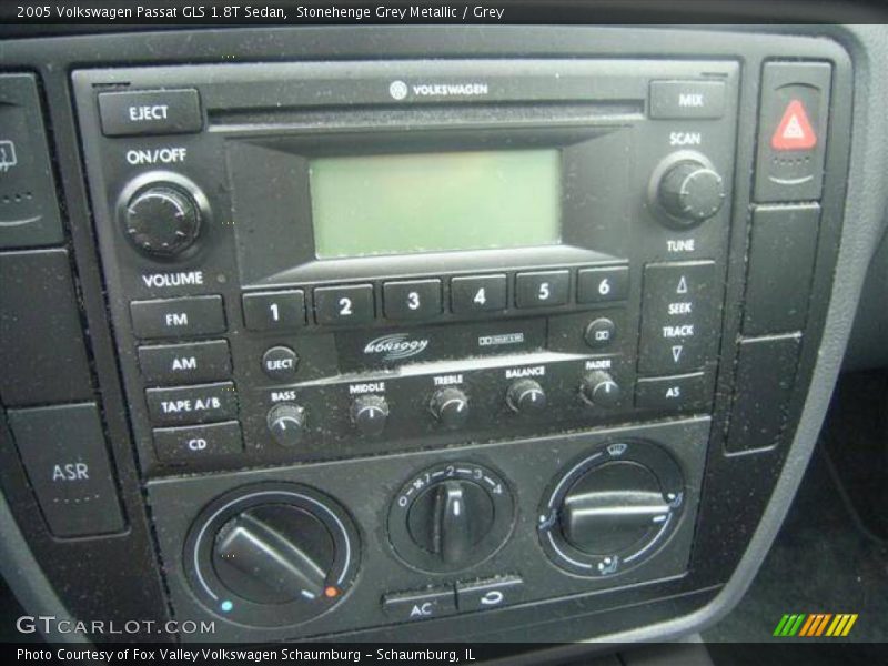 Stonehenge Grey Metallic / Grey 2005 Volkswagen Passat GLS 1.8T Sedan