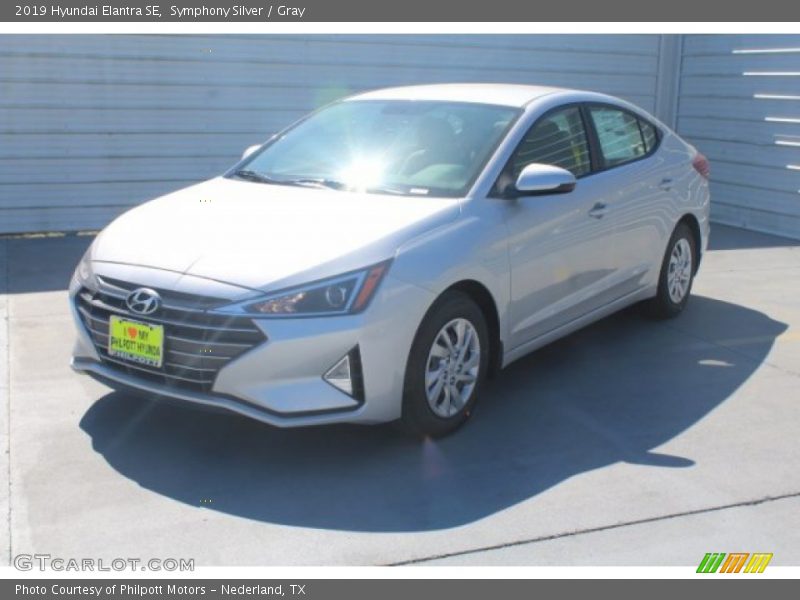 Symphony Silver / Gray 2019 Hyundai Elantra SE