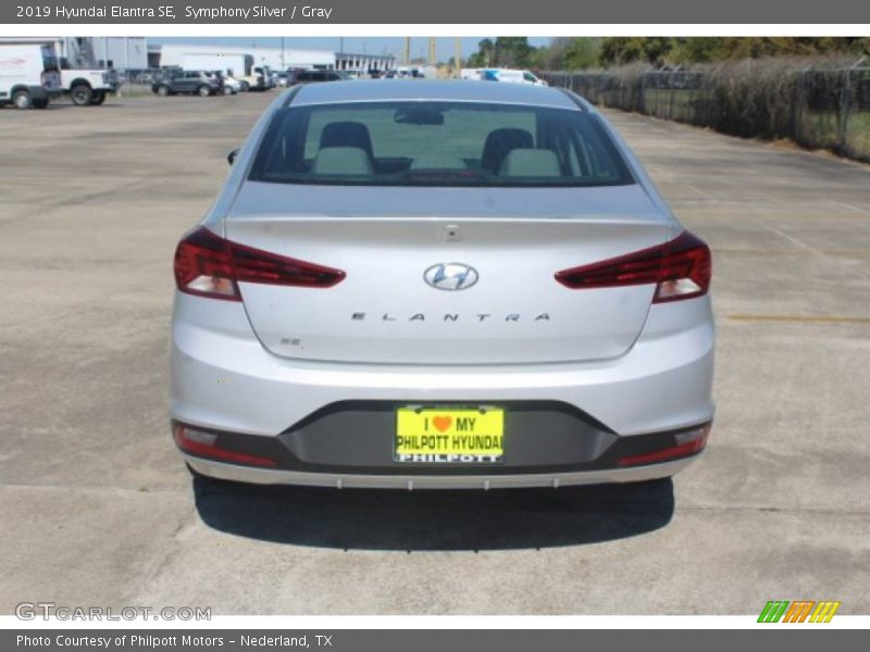 Symphony Silver / Gray 2019 Hyundai Elantra SE