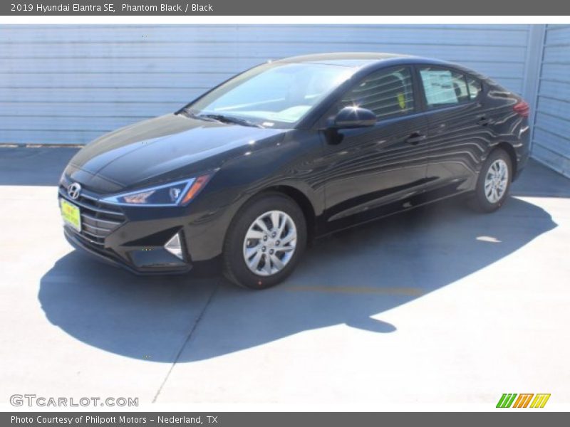 Phantom Black / Black 2019 Hyundai Elantra SE