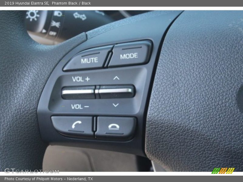 Phantom Black / Black 2019 Hyundai Elantra SE