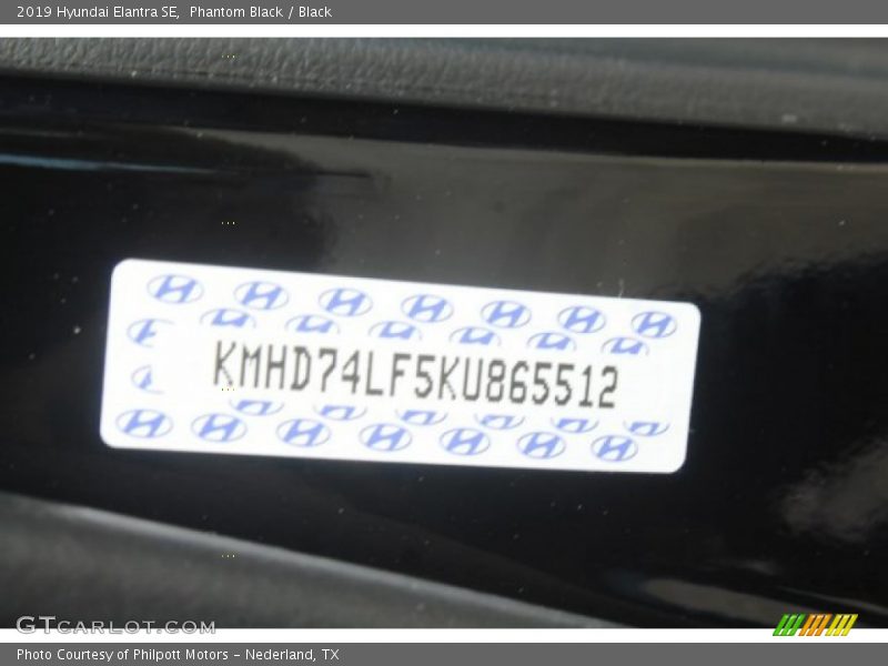 Phantom Black / Black 2019 Hyundai Elantra SE