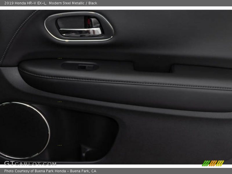 Modern Steel Metallic / Black 2019 Honda HR-V EX-L