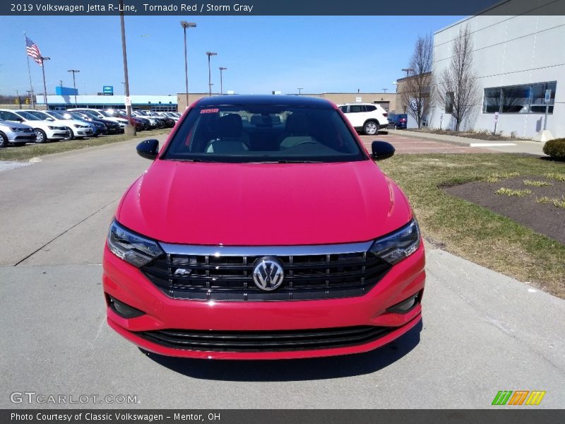 Tornado Red / Storm Gray 2019 Volkswagen Jetta R-Line