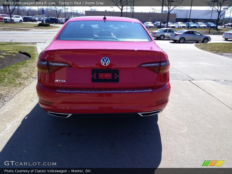 Tornado Red / Storm Gray 2019 Volkswagen Jetta R-Line