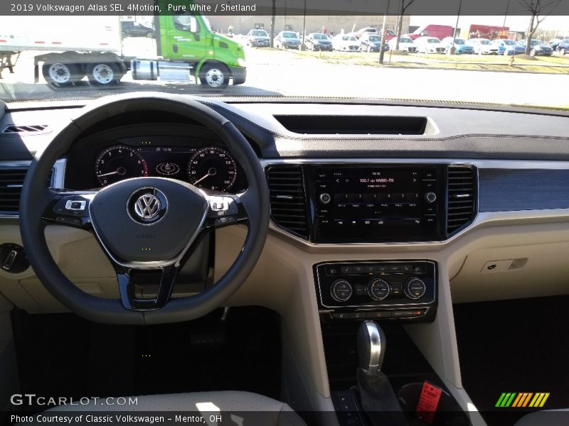 Pure White / Shetland 2019 Volkswagen Atlas SEL 4Motion