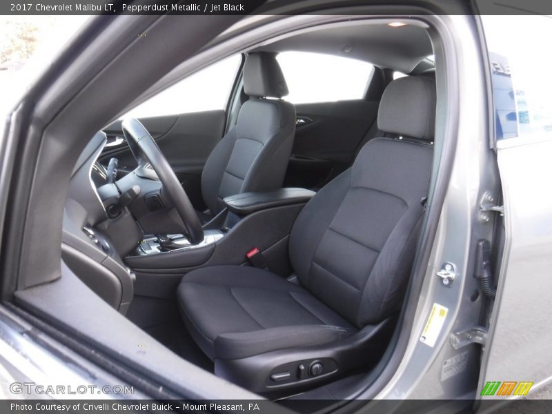 Pepperdust Metallic / Jet Black 2017 Chevrolet Malibu LT