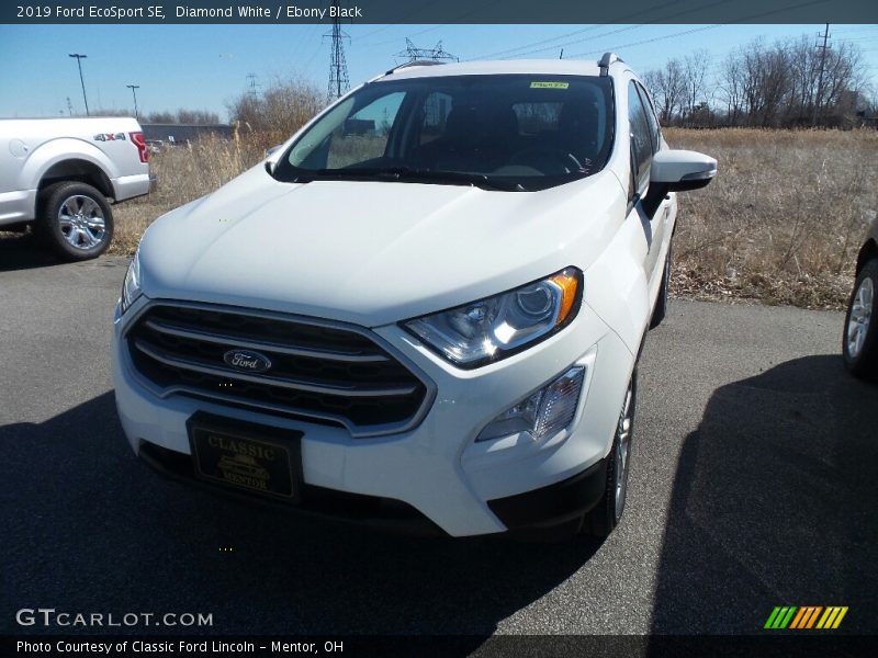 Diamond White / Ebony Black 2019 Ford EcoSport SE