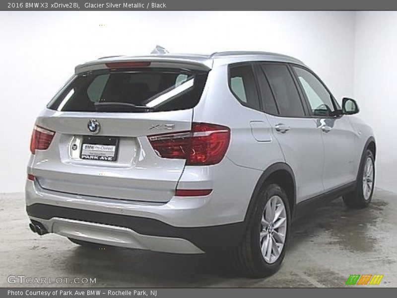 Glacier Silver Metallic / Black 2016 BMW X3 xDrive28i