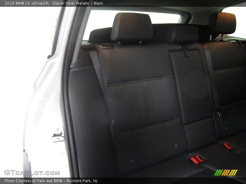 Glacier Silver Metallic / Black 2016 BMW X3 xDrive28i