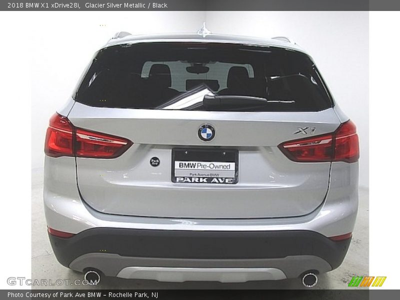 Glacier Silver Metallic / Black 2018 BMW X1 xDrive28i