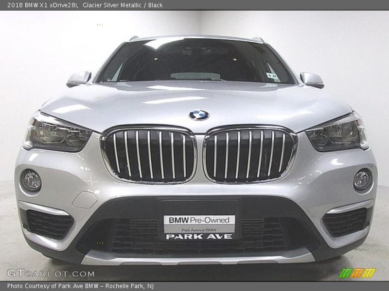 Glacier Silver Metallic / Black 2018 BMW X1 xDrive28i