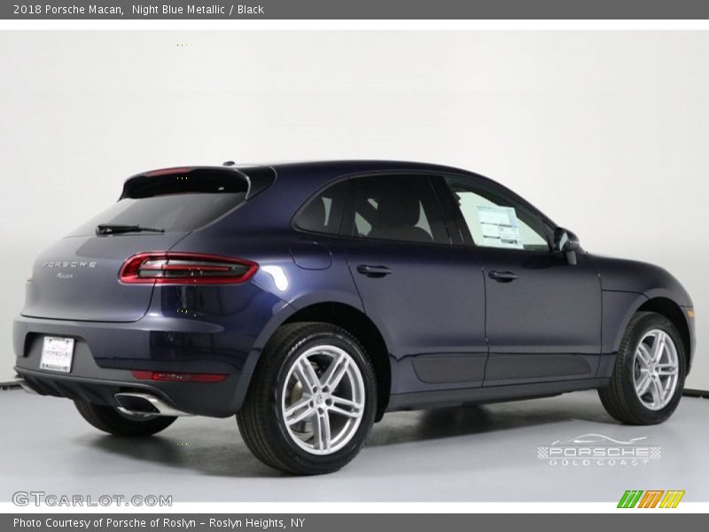 Night Blue Metallic / Black 2018 Porsche Macan