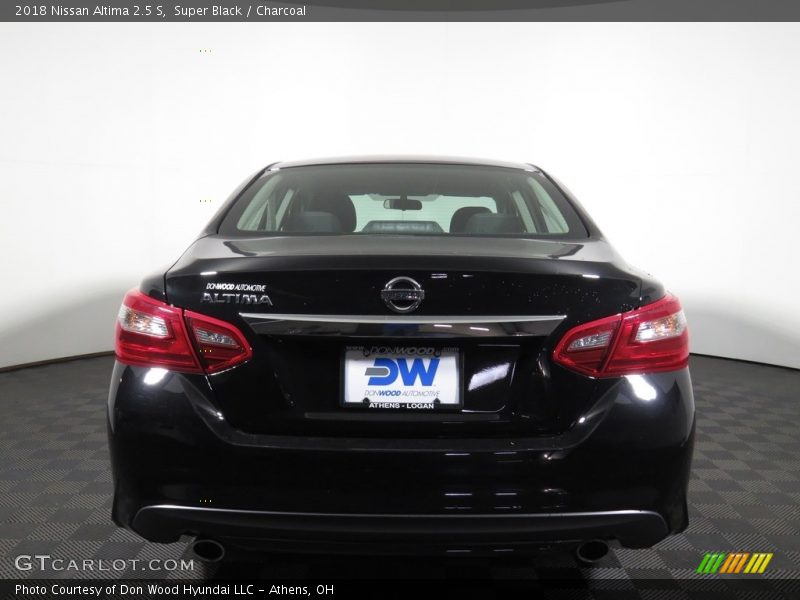 Super Black / Charcoal 2018 Nissan Altima 2.5 S