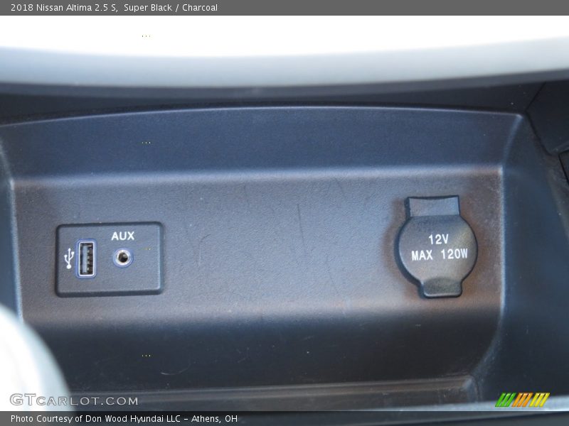 Super Black / Charcoal 2018 Nissan Altima 2.5 S