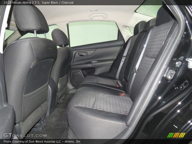 Super Black / Charcoal 2018 Nissan Altima 2.5 S