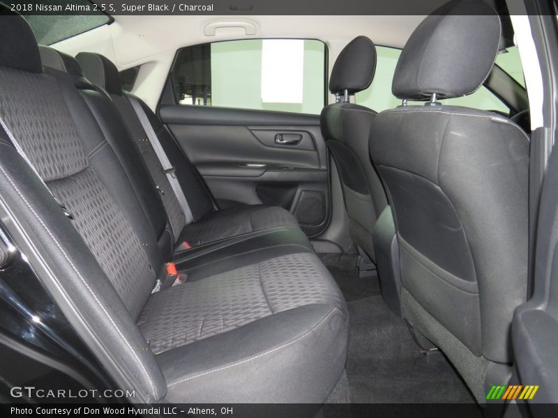 Super Black / Charcoal 2018 Nissan Altima 2.5 S