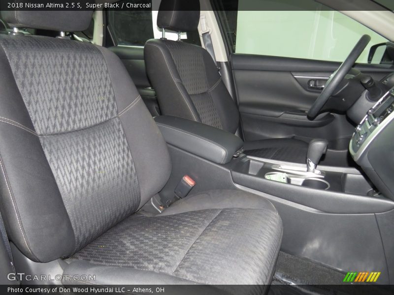 Super Black / Charcoal 2018 Nissan Altima 2.5 S