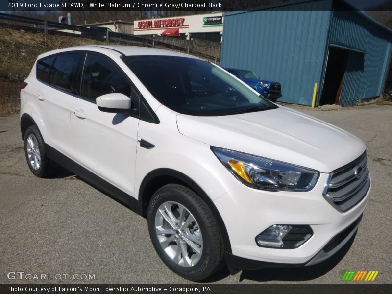 White Platinum / Chromite Gray/Charcoal Black 2019 Ford Escape SE 4WD