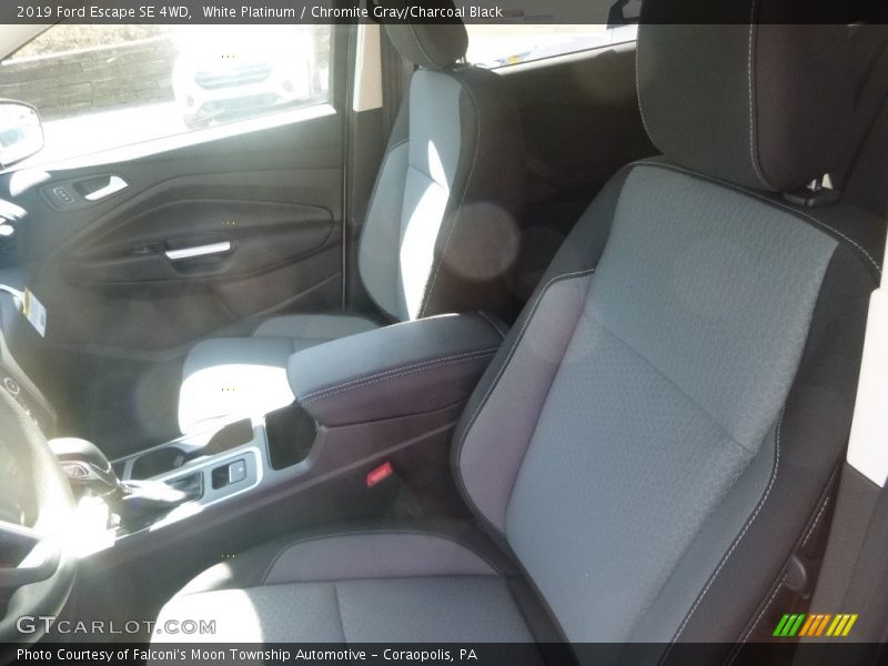 White Platinum / Chromite Gray/Charcoal Black 2019 Ford Escape SE 4WD