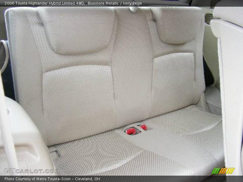 Bluestone Metallic / Ivory Beige 2006 Toyota Highlander Hybrid Limited 4WD
