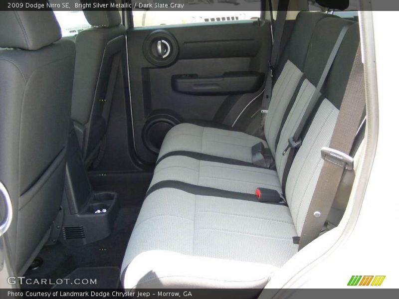 Bright Silver Metallic / Dark Slate Gray 2009 Dodge Nitro SE
