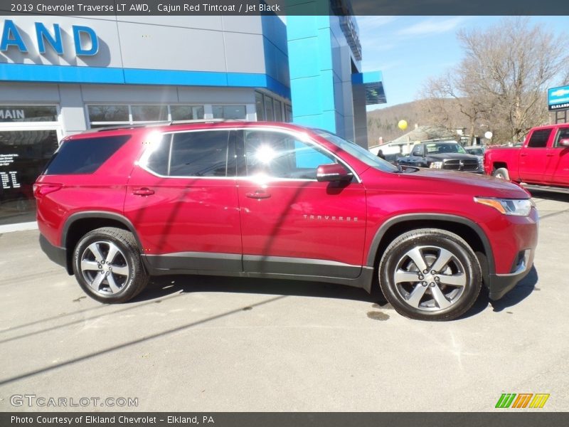 Cajun Red Tintcoat / Jet Black 2019 Chevrolet Traverse LT AWD
