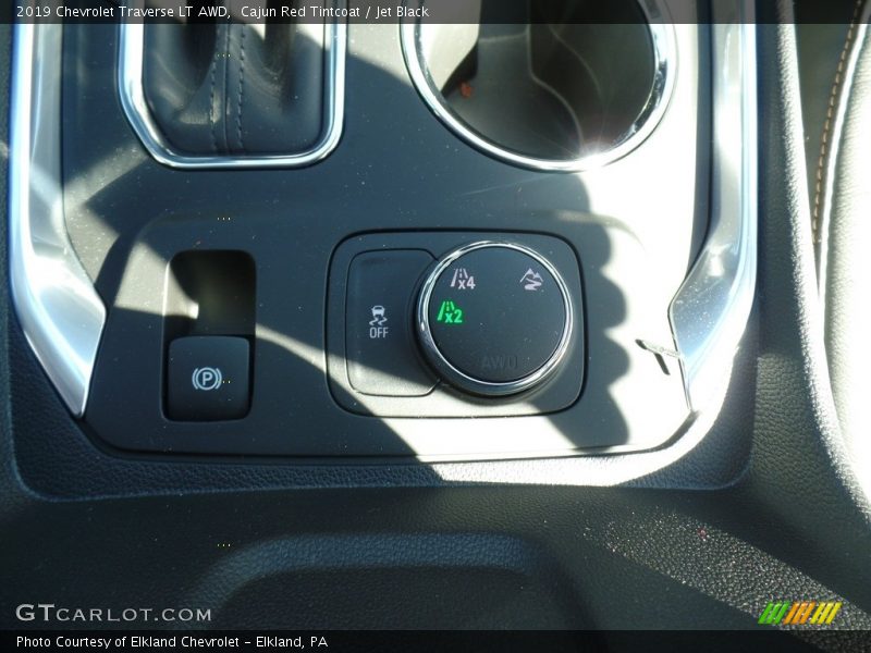 Cajun Red Tintcoat / Jet Black 2019 Chevrolet Traverse LT AWD