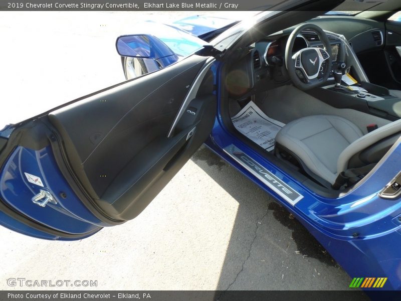 Elkhart Lake Blue Metallic / Gray 2019 Chevrolet Corvette Stingray Convertible
