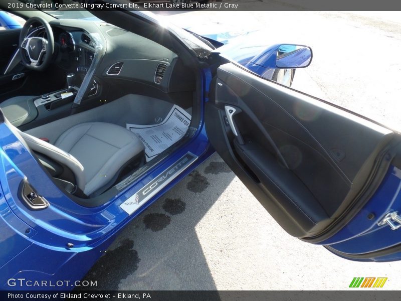 Elkhart Lake Blue Metallic / Gray 2019 Chevrolet Corvette Stingray Convertible