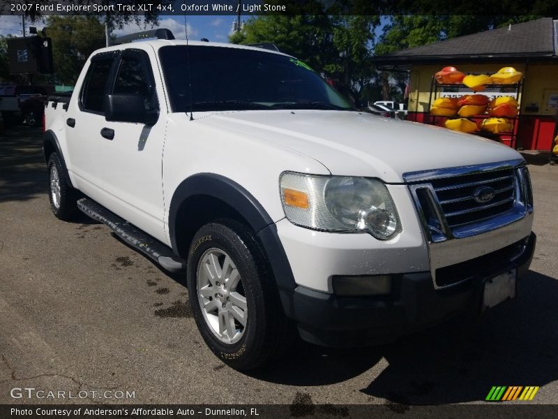 Oxford White / Light Stone 2007 Ford Explorer Sport Trac XLT 4x4