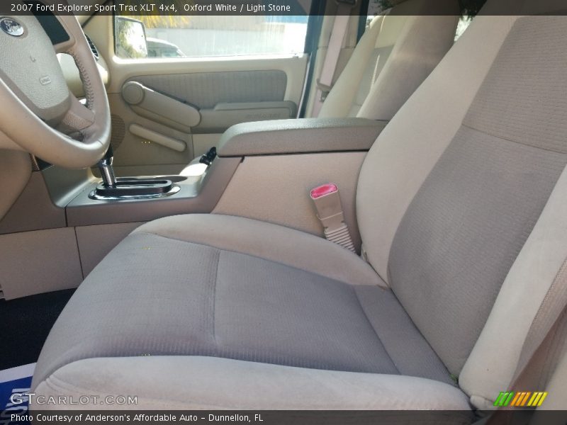 Oxford White / Light Stone 2007 Ford Explorer Sport Trac XLT 4x4